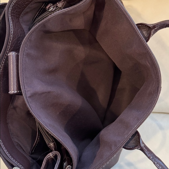 Etienne Aigner rich brown leather tote. Perfect for work. EUC. - Picture 10 of 14